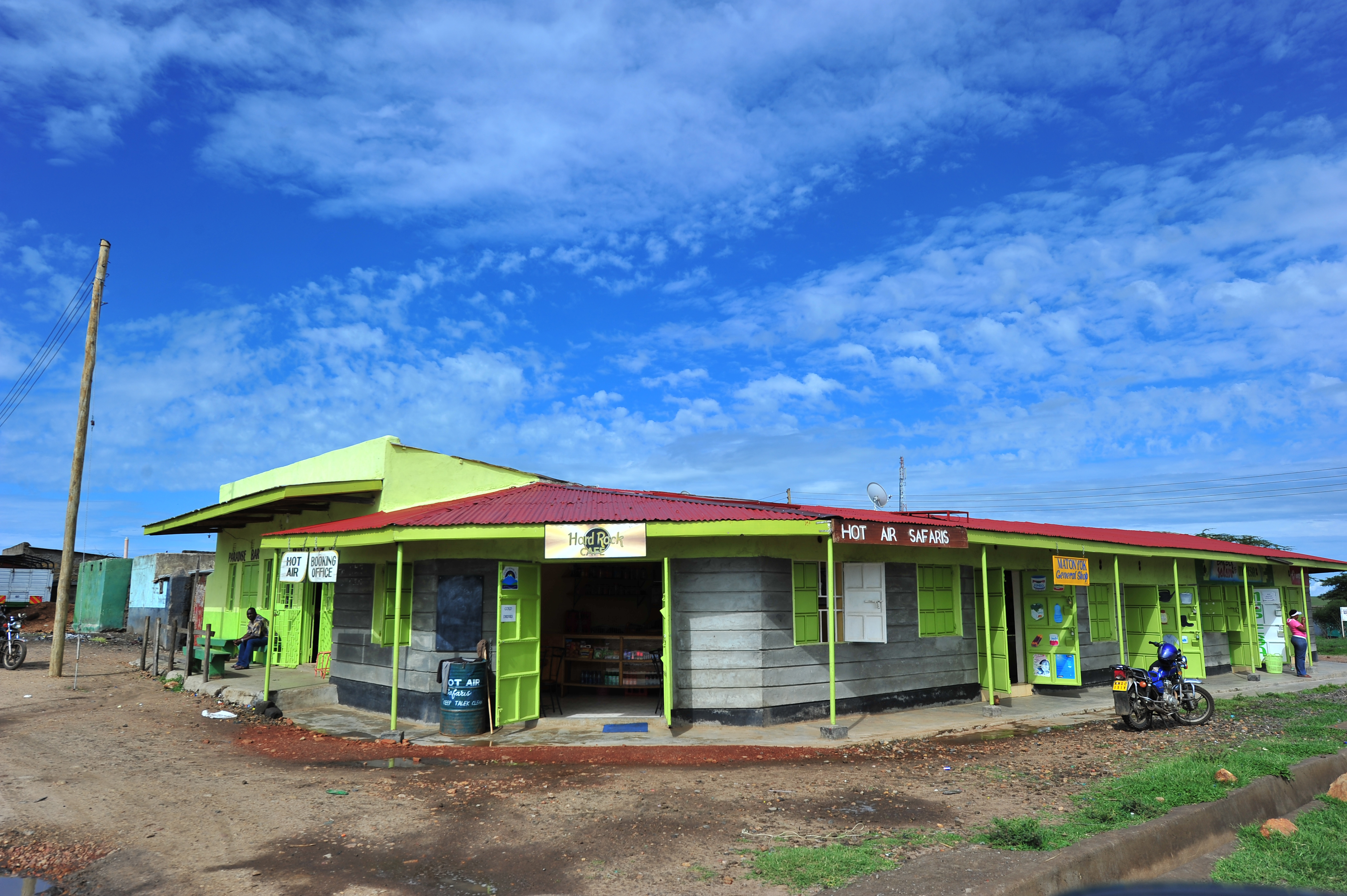 Complete power lines next to a commercial property in Talek town. Through Talek Power, GIZ and other partners have constructed a solar power grid which will connect residents of Talek town in Narok to power for domestic and commercial use.